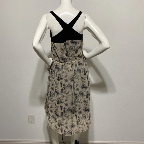 Monk & Lou Printed Silk Dress - Picture 4 of 6